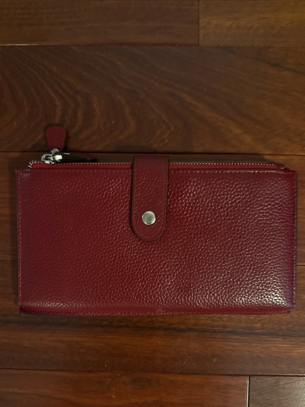 Red Pebbled Leather Wallet Organizer 22 Slot Card Case Zip Side Pockets